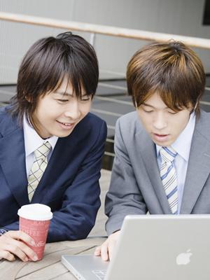 休みもしっかりと得ながら働ける